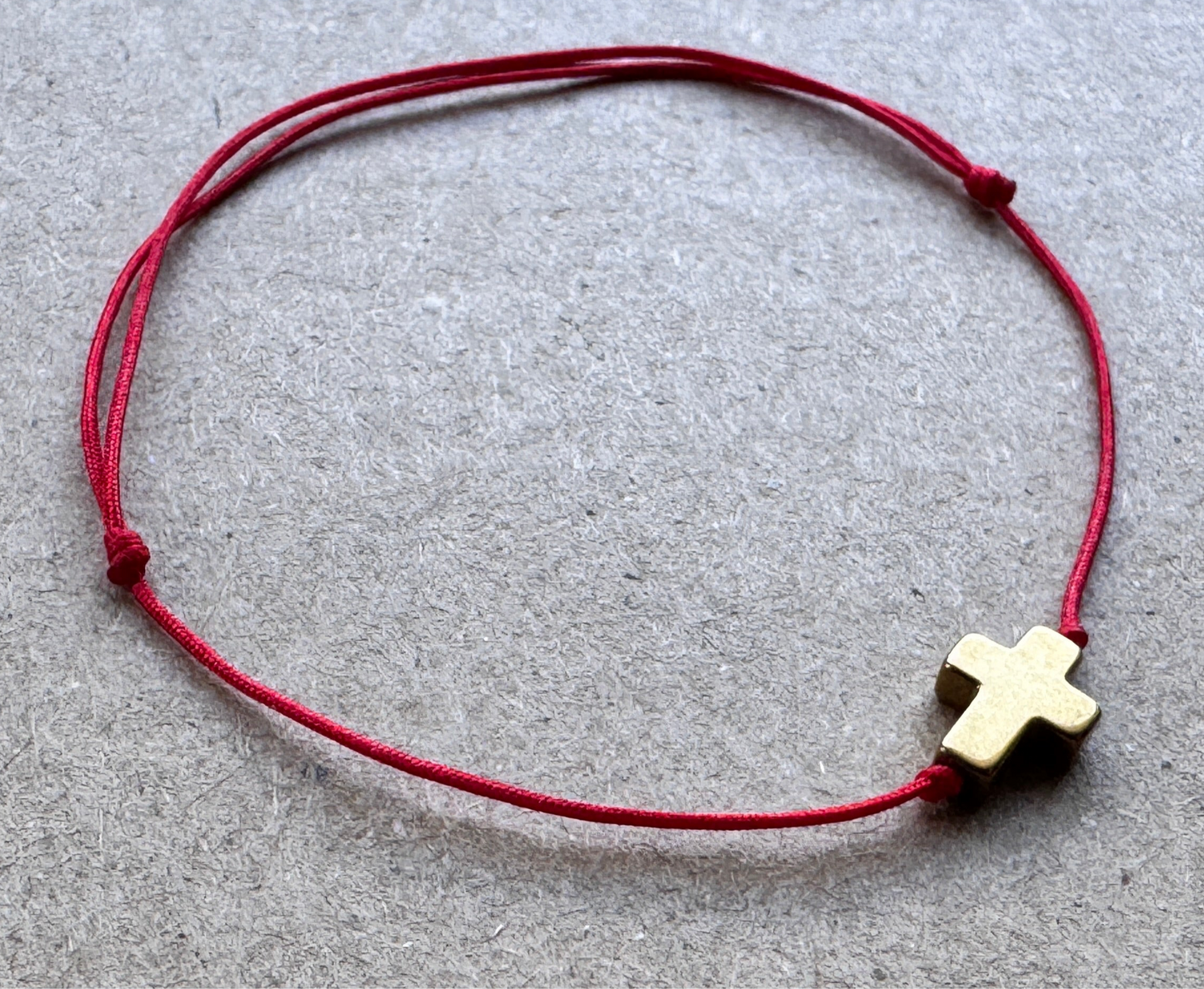 Amulet Scarlet